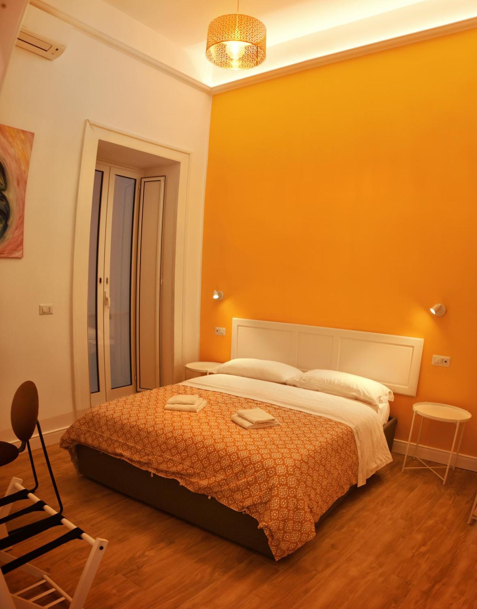 Centro Storico Rooms Naples Exterior photo